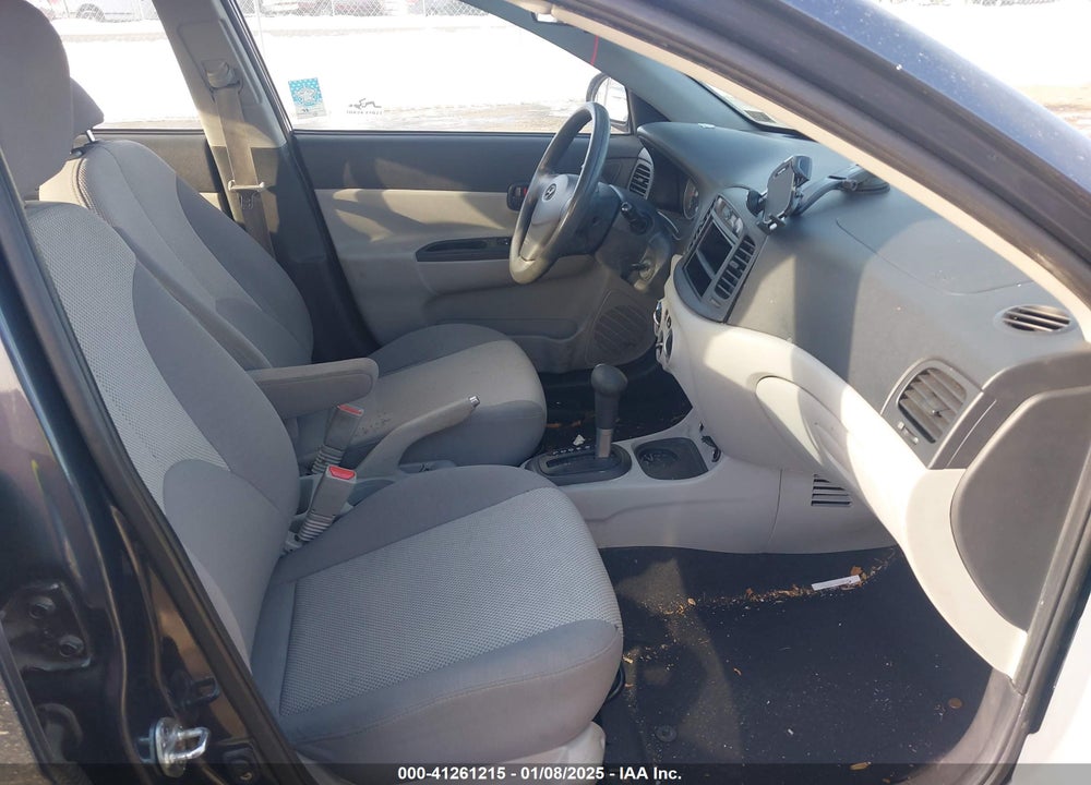 2008 HYUNDAI ACCENT VIN: KMHCN46C38U232647