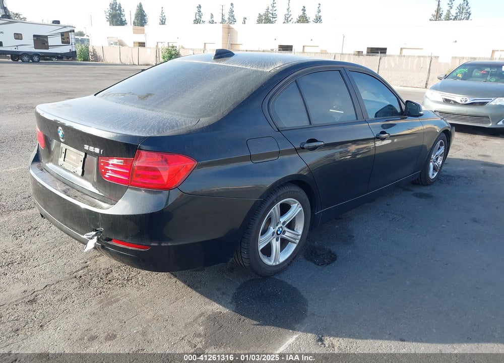 2013 BMW 328I VIN: WBA3A5C5XDF350637