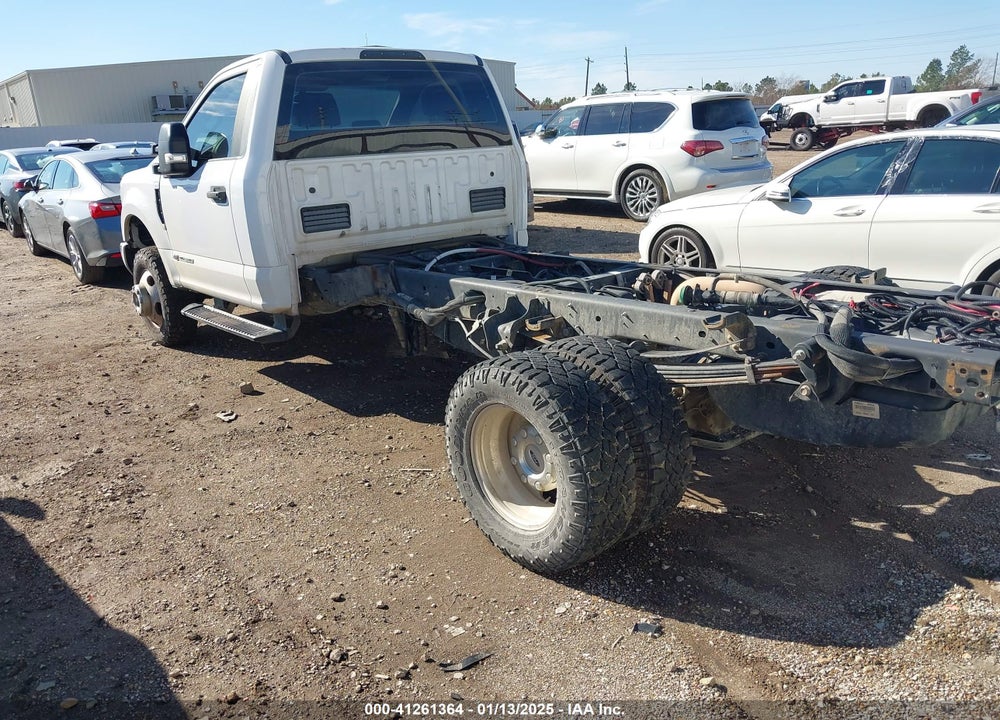 2019 FORD F-350 CHASSIS XL VIN: 1FDRF3HT2KEG64954