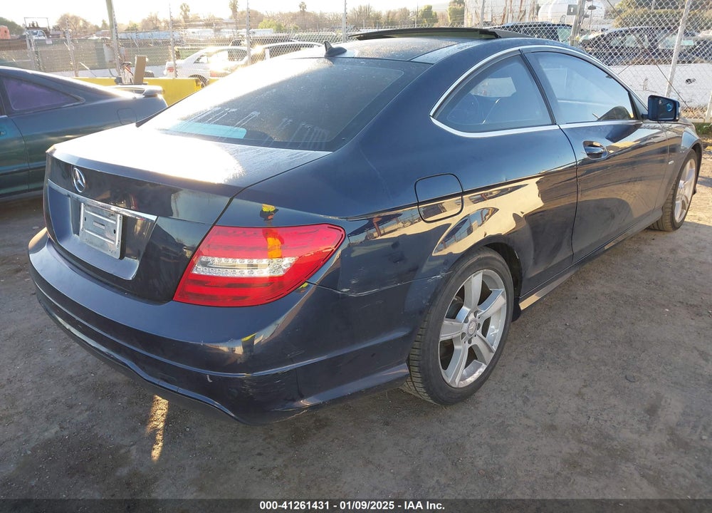 2012 MERCEDES-BENZ C 250 VIN: WDDGJ4HB6CF802102