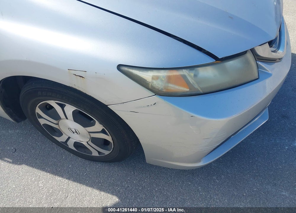 2014 HONDA CIVIC HYBRID VIN: 19XFB4F23EE001744