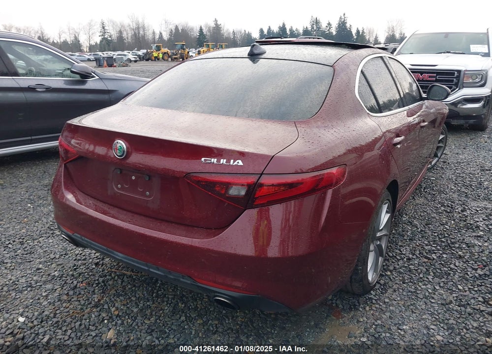 2017 ALFA ROMEO GIULIA VIN: ZARFAEBN6H7559929