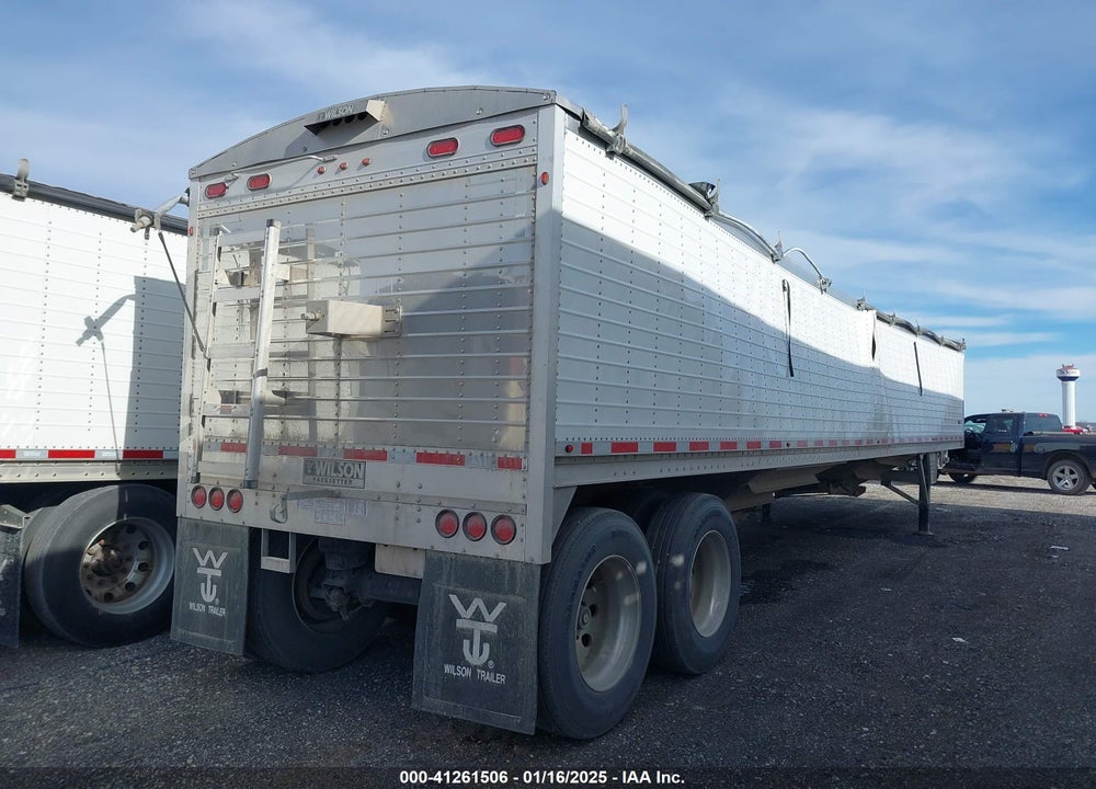 2023 WILSON TRAILER CO OTHER VIN: 1W1K44128P7726443