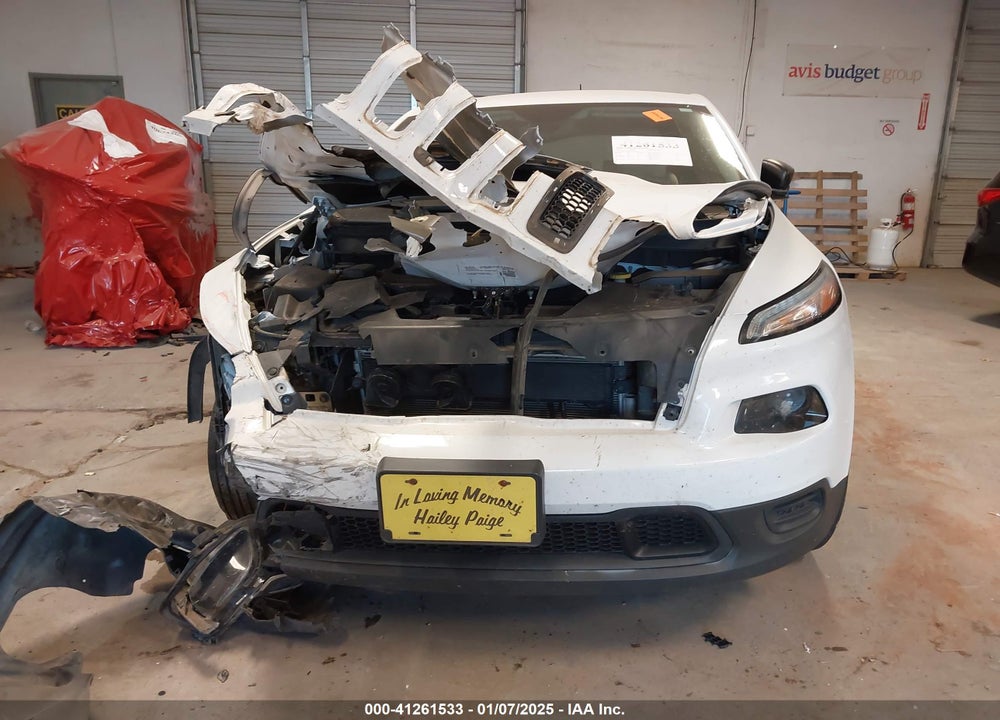 2017 JEEP CHEROKEE VIN: 1C4PJMAB0HW579390