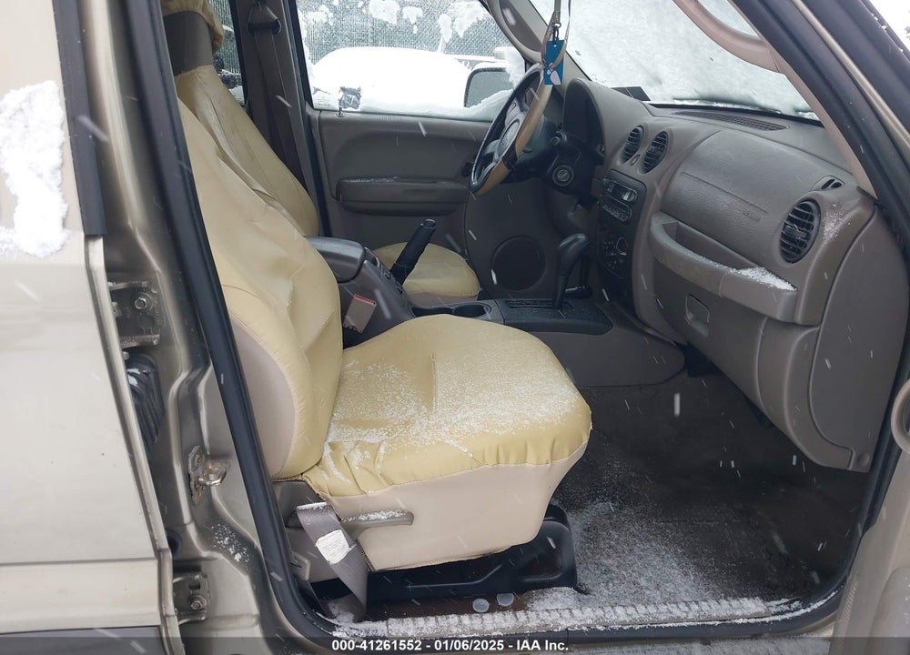 2004 JEEP LIBERTY SPORT VIN: 1J4GL48K54W151416
