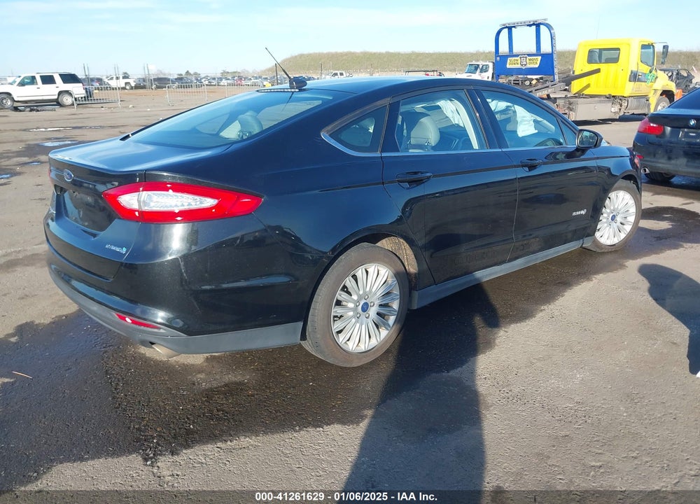 2015 FORD FUSION HYBRID VIN: 3FA6P0UU8FR138824