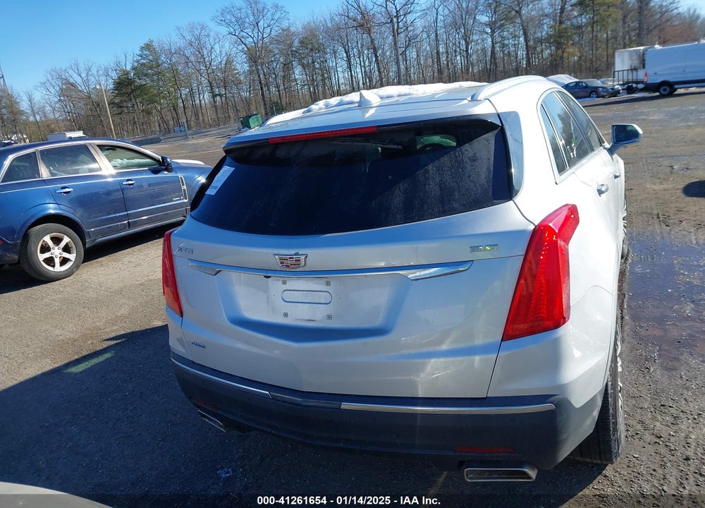 2019 CADILLAC XT5 LUXURY VIN: 1GYKNDRS2KZ250032