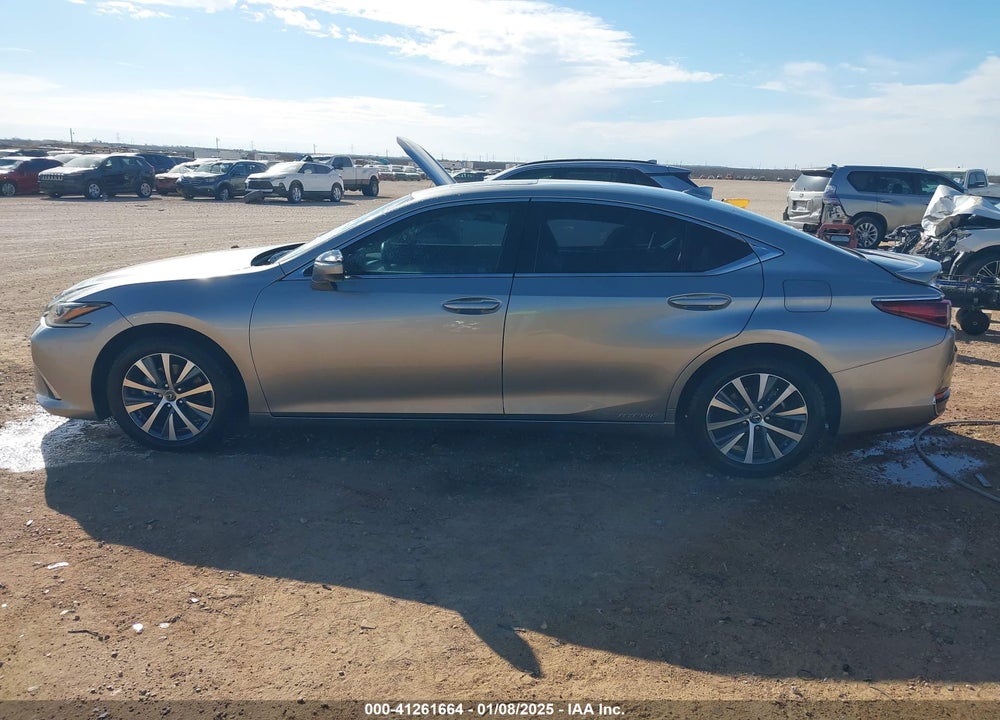 2019 LEXUS ES 300H ULTRA LUXURY VIN: 58AB21B17KU002911
