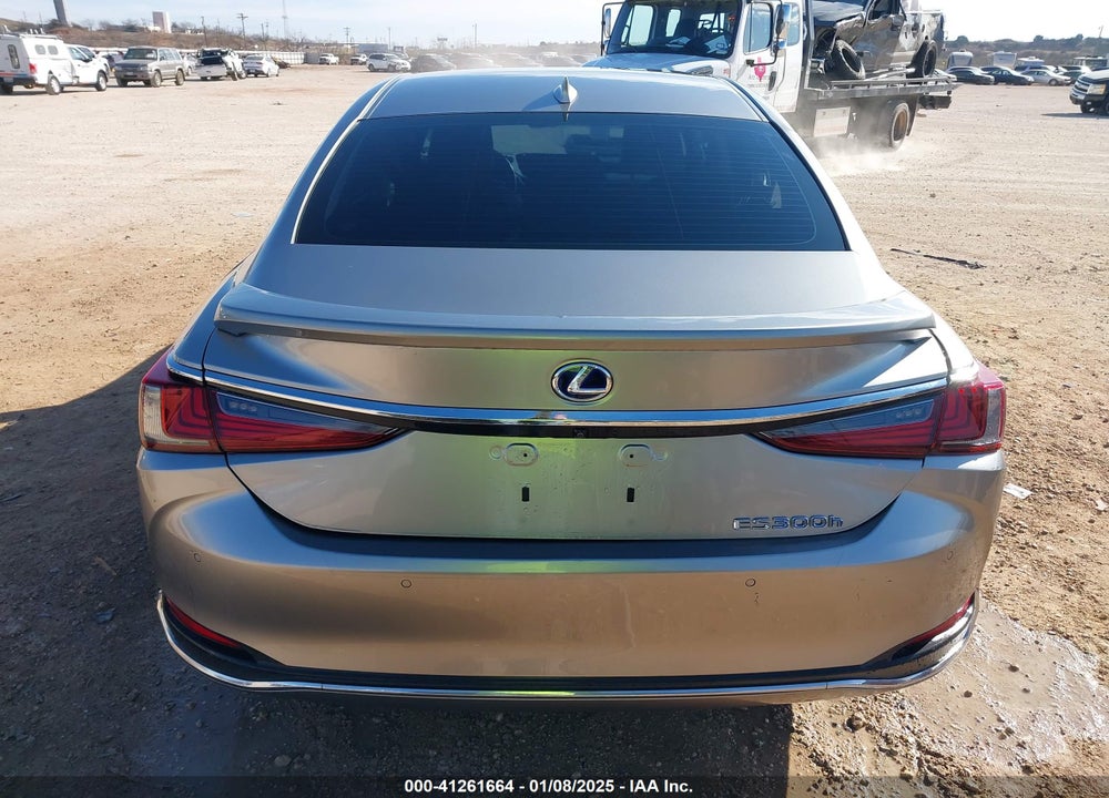 2019 LEXUS ES 300H ULTRA LUXURY VIN: 58AB21B17KU002911