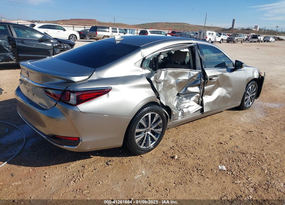 2019 LEXUS ES 300H ULTRA LUXURY VIN: 58AB21B17KU002911
