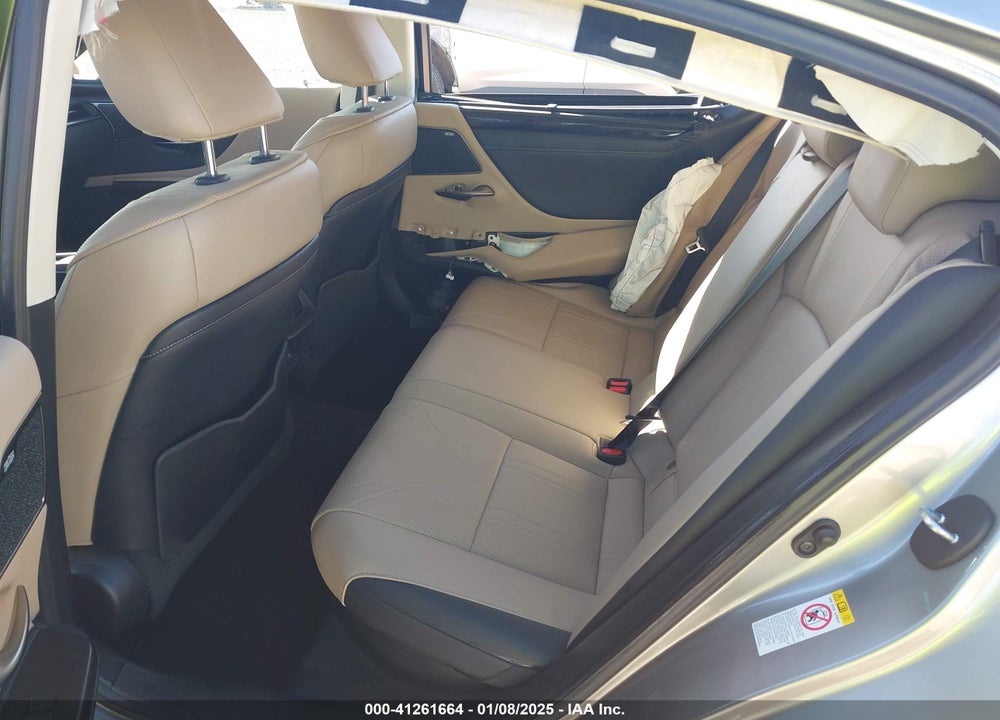 2019 LEXUS ES 300H ULTRA LUXURY VIN: 58AB21B17KU002911