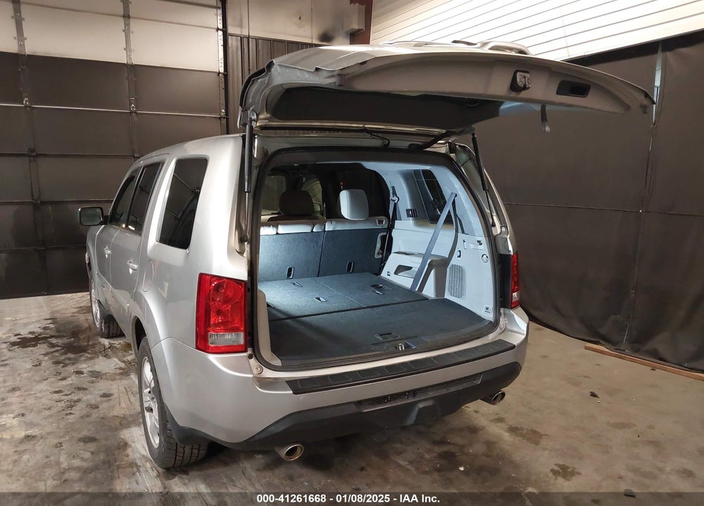 2013 HONDA PILOT EX VIN: 5FNYF4H48DB029060