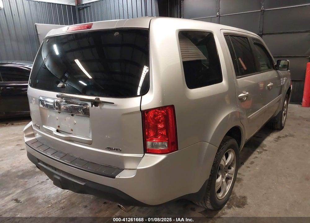 2013 HONDA PILOT EX VIN: 5FNYF4H48DB029060