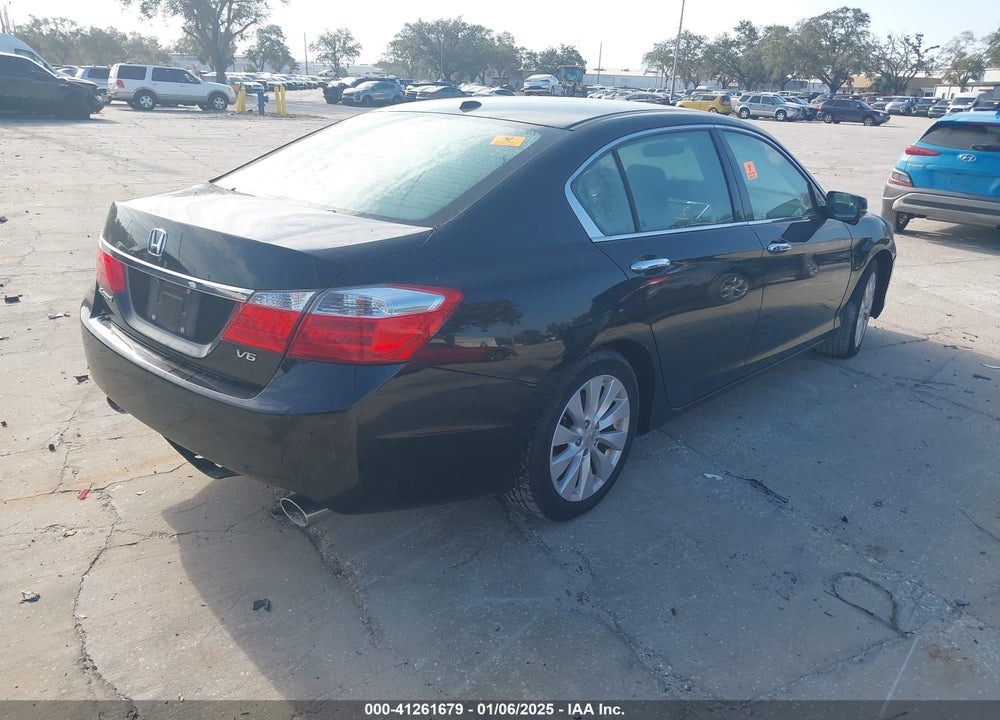 2015 HONDA ACCORD EX-L V-6 VIN: 1HGCR3F88FA028280