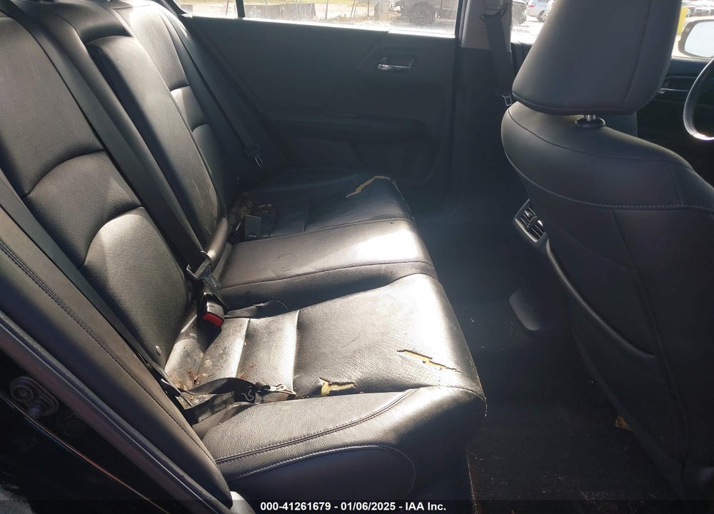 2015 HONDA ACCORD EX-L V-6 VIN: 1HGCR3F88FA028280
