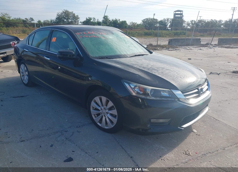 2015 HONDA ACCORD EX-L V-6 VIN: 1HGCR3F88FA028280