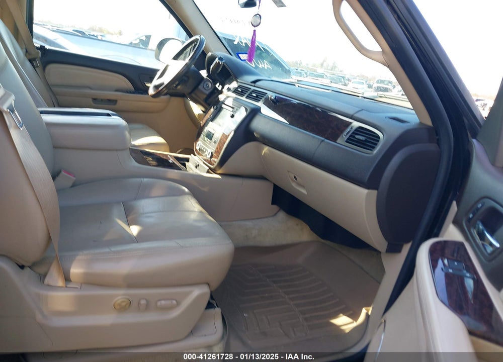 2007 GMC YUKON VIN: 1GKFK638X7J224037