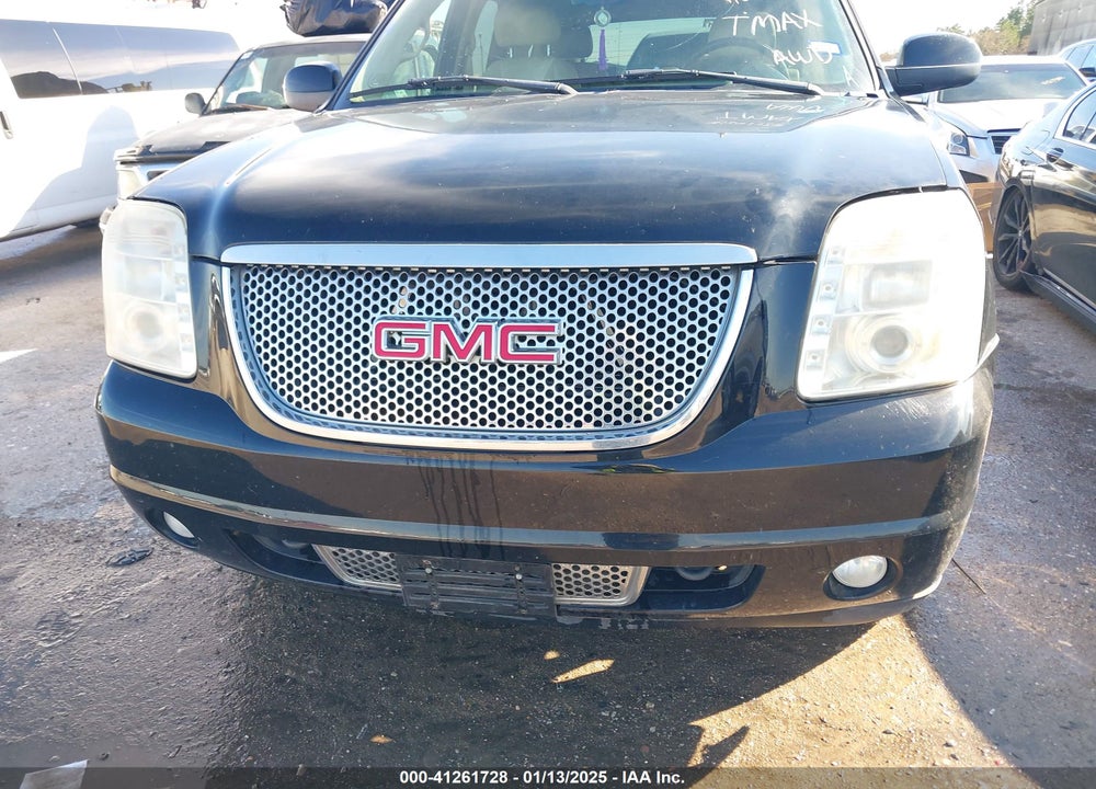 2007 GMC YUKON VIN: 1GKFK638X7J224037