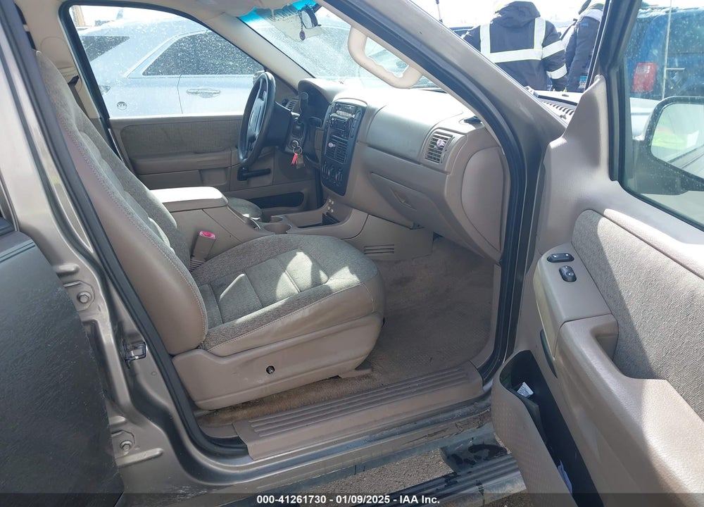 2002 FORD EXPLORER XLS VIN: 1FMZU72E92UB04720