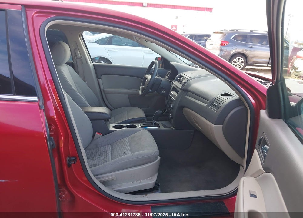 2011 FORD FUSION VIN: 3FAHP0HA6BR335381