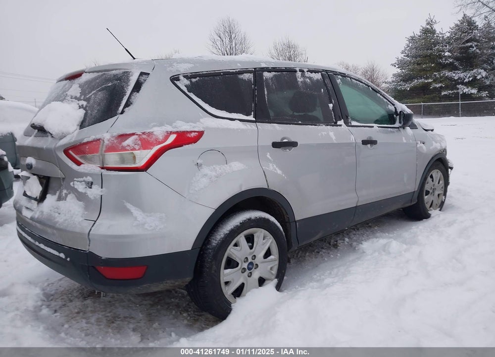 2015 FORD ESCAPE S VIN: 1FMCU0F71FUC82913