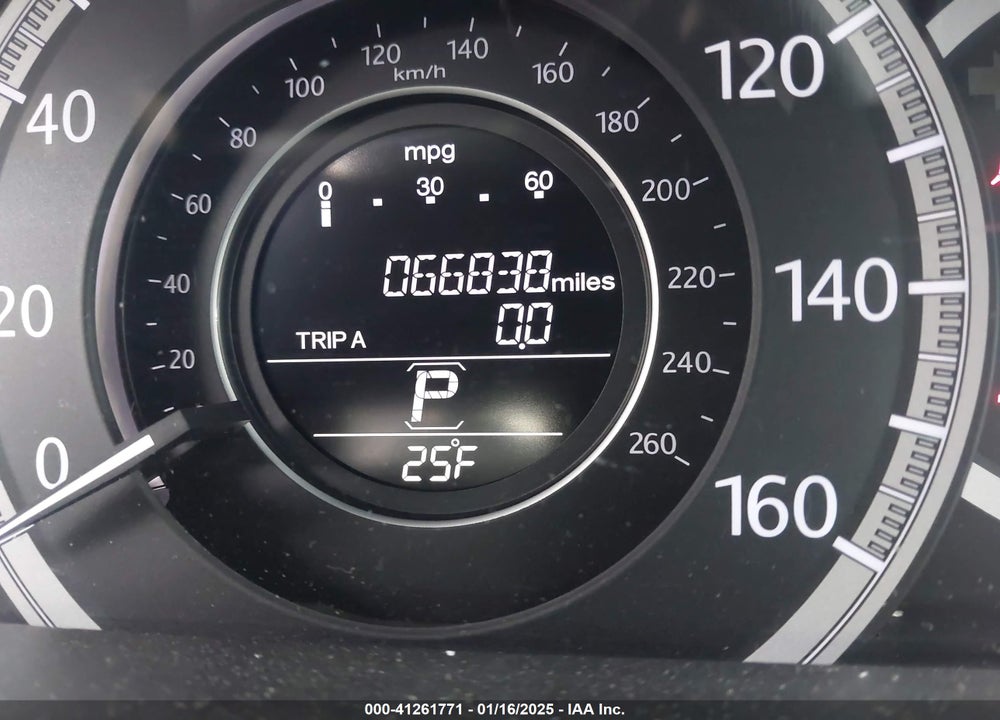 2013 HONDA ACCORD VIN: 1HGCR2F80DA033156