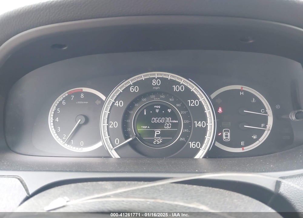 2013 HONDA ACCORD VIN: 1HGCR2F80DA033156