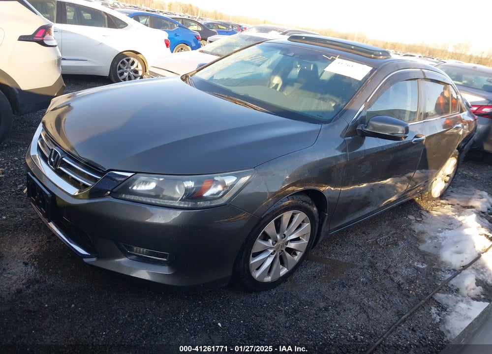 2013 HONDA ACCORD VIN: 1HGCR2F80DA033156