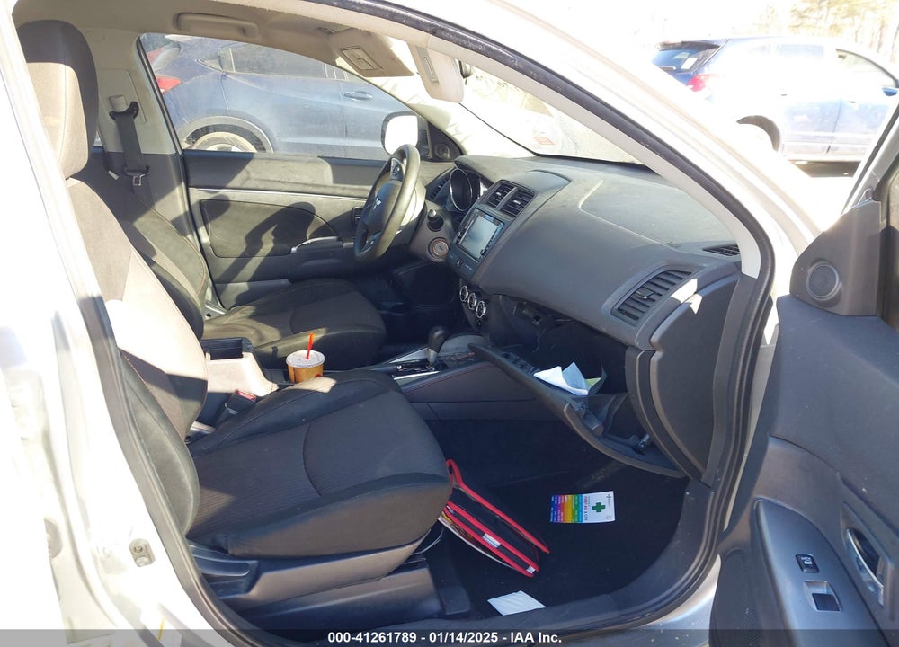 2019 MITSUBISHI OUTLANDER SPORT 2.0 ES VIN: JA4AP3AU8KU008047