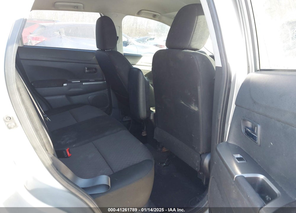 2019 MITSUBISHI OUTLANDER SPORT 2.0 ES VIN: JA4AP3AU8KU008047