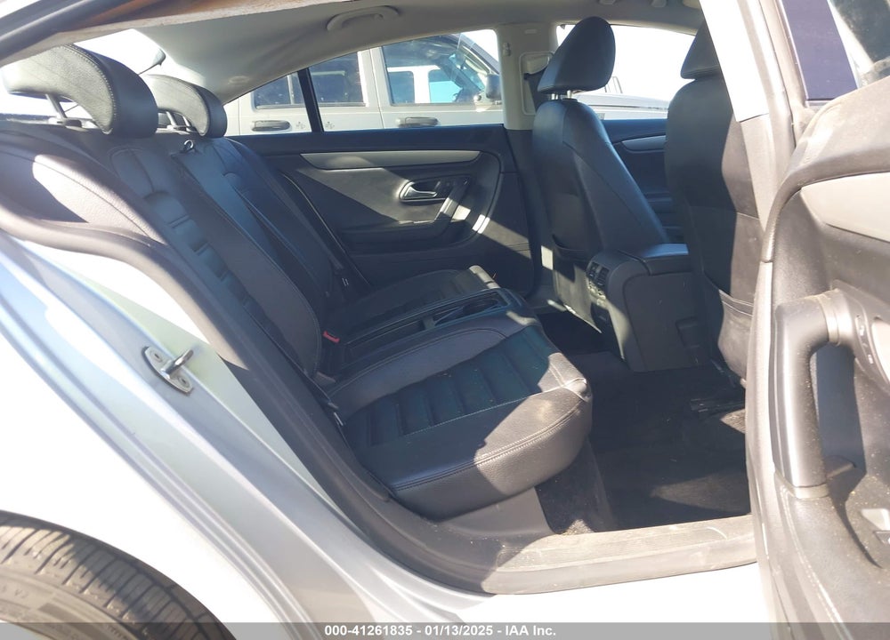2011 VOLKSWAGEN CC SPORT VIN: WVWMN7AN0BE727537