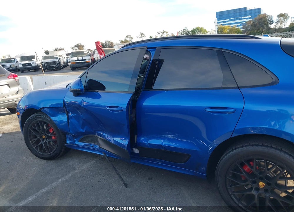 2017 PORSCHE MACAN GTS VIN: WP1AG2A57HLB52713