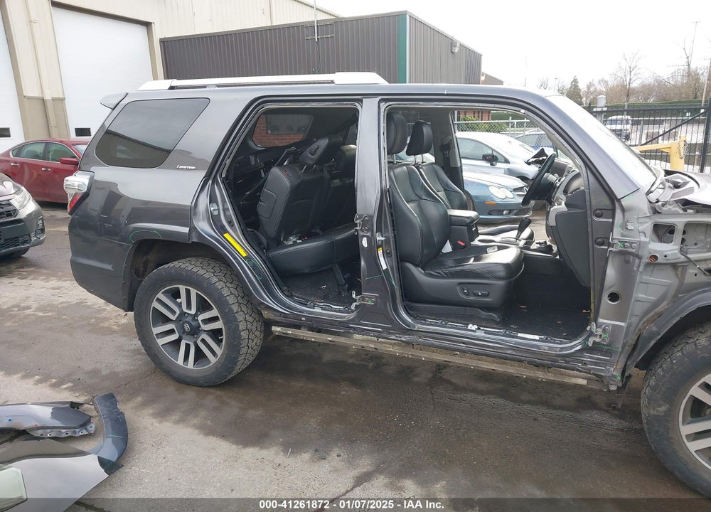 2014 TOYOTA 4RUNNER LIMITED VIN: JTEBU5JR4E5187952