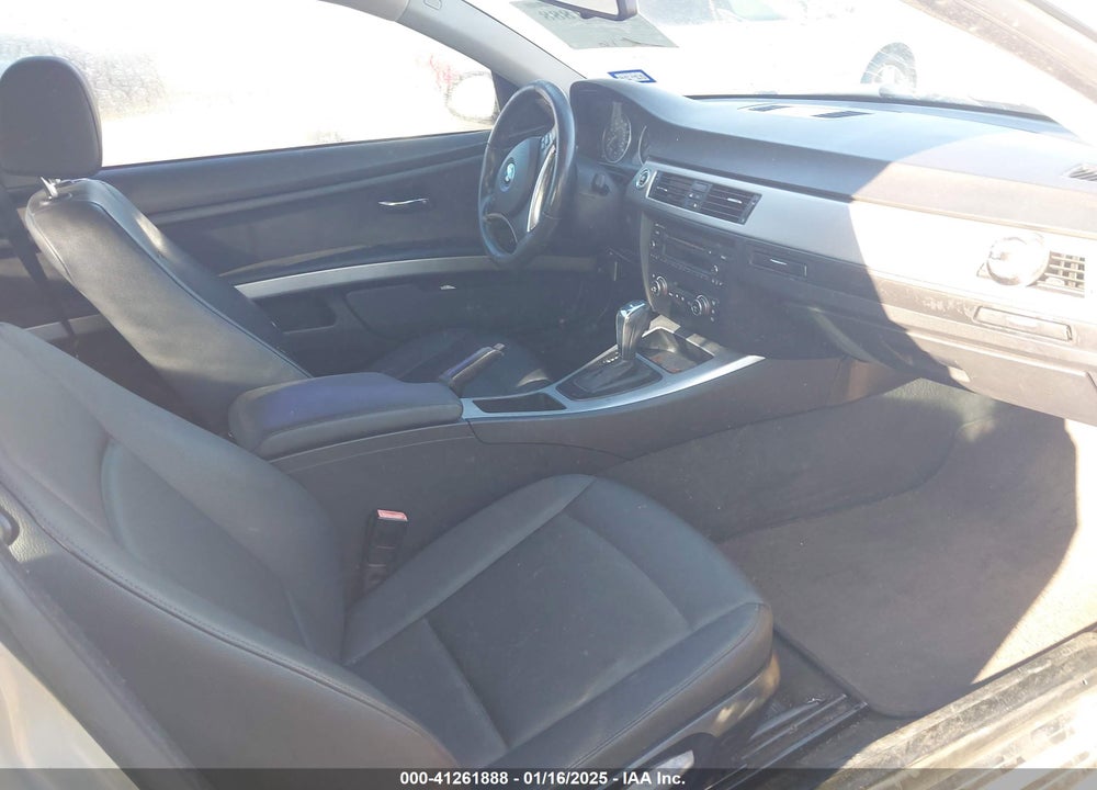 2009 BMW 328I VIN: WBAWB335X9P138210
