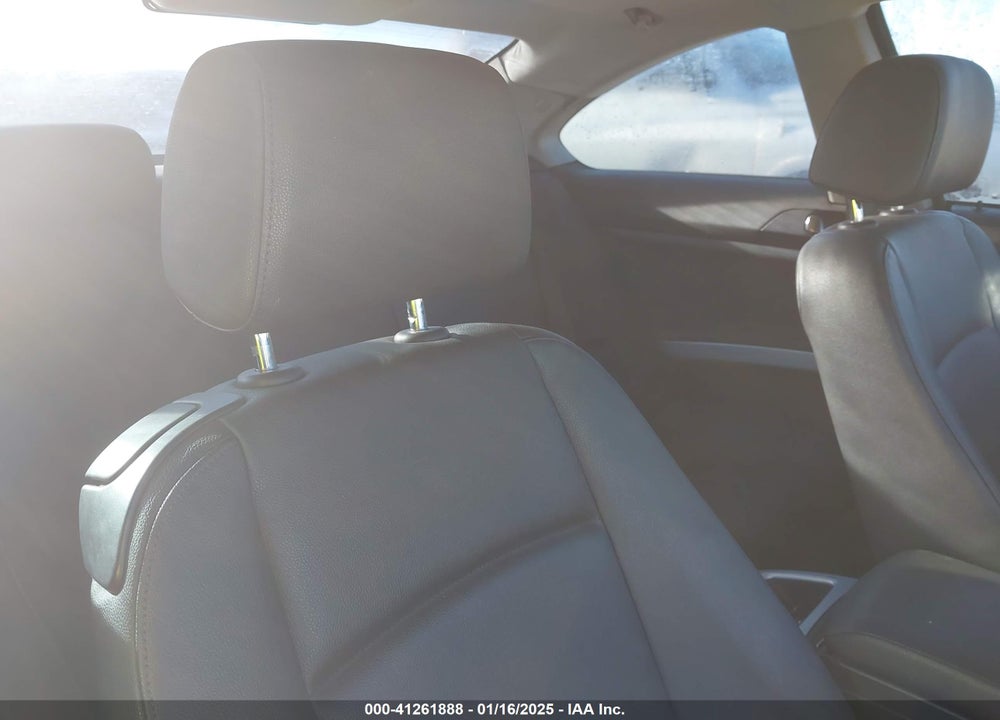 2009 BMW 328I VIN: WBAWB335X9P138210