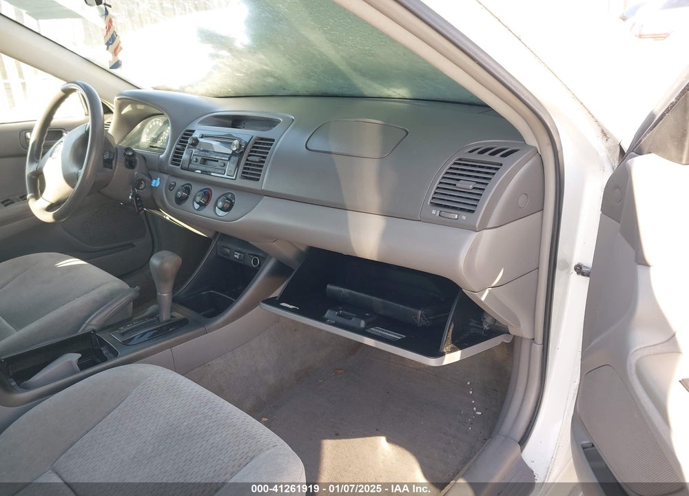 2003 TOYOTA CAMRY LE VIN: 4T1BE32K33U259987
