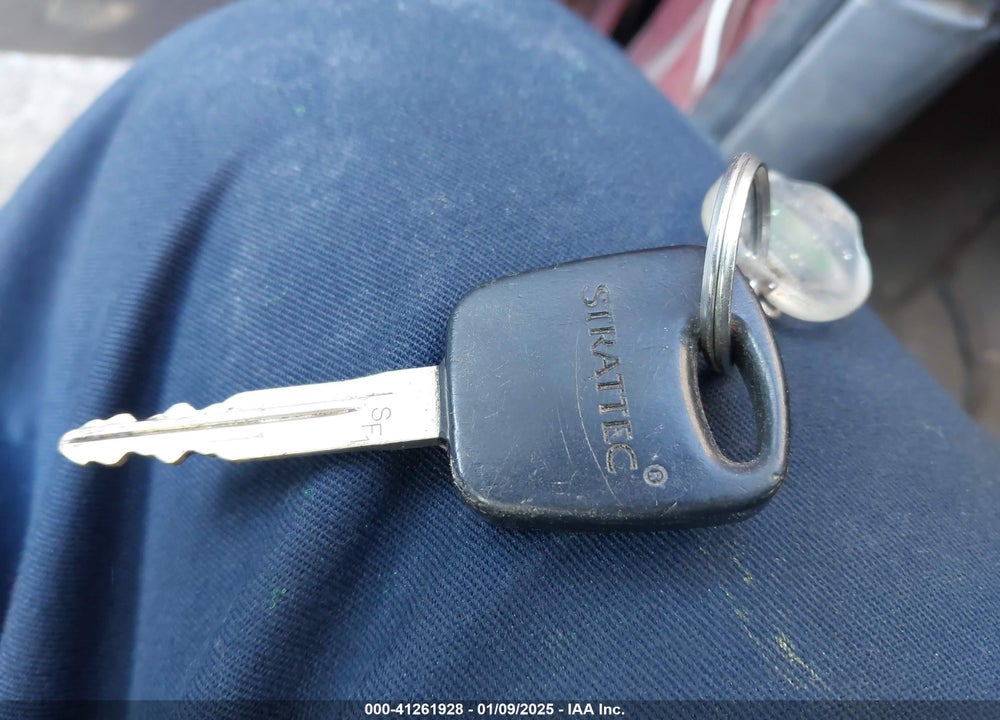 2003 FORD FOCUS SE VIN: 1FAFP34P93W192900