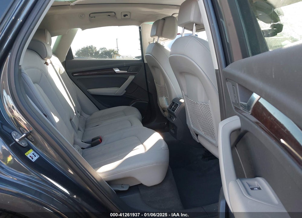 2018 AUDI Q5 VIN: WA1BNAFY3J2192379