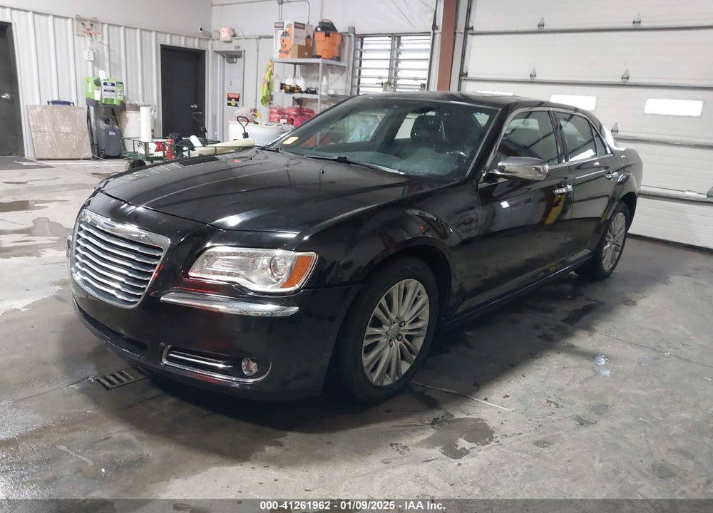 2013 CHRYSLER 300C VIN: 2C3CCAKT6DH665525