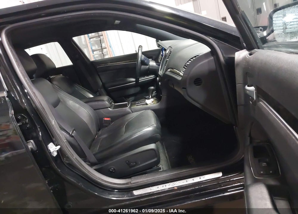 2013 CHRYSLER 300C VIN: 2C3CCAKT6DH665525