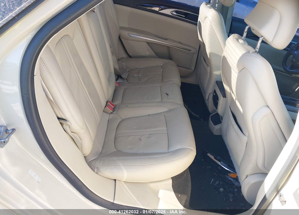 2014 LINCOLN MKZ VIN: 3LN6L2GK5ER808268