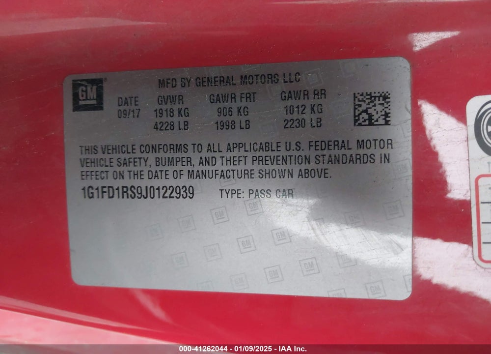 2018 CHEVROLET CAMARO VIN: 1G1FD1RS9J0122939