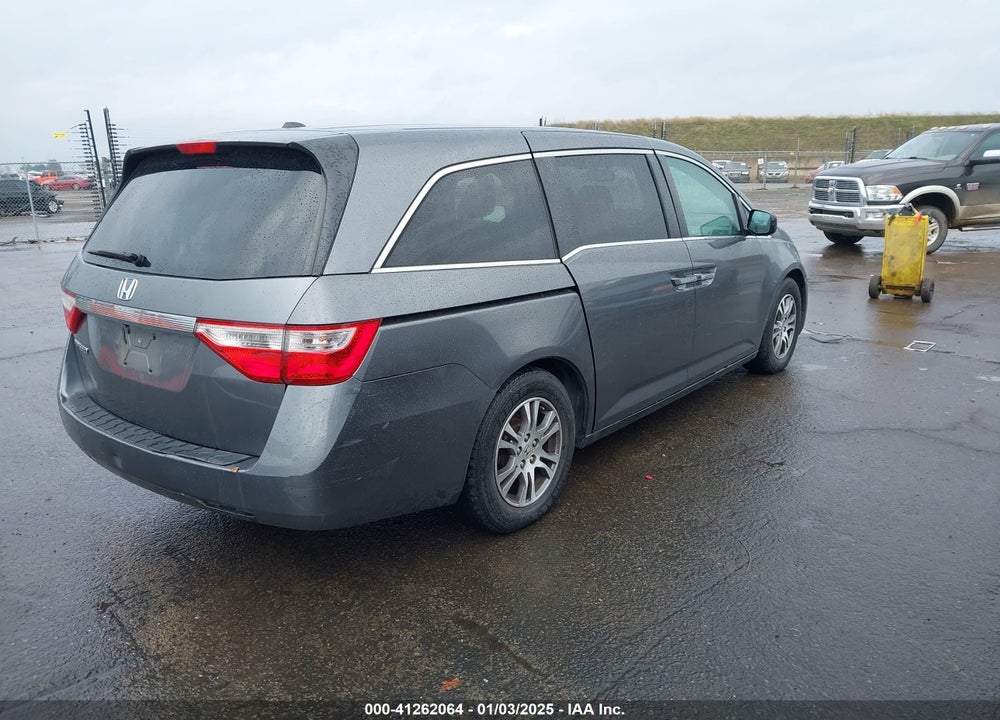 2011 HONDA ODYSSEY EX-L VIN: 5FNRL5H6XBB096342
