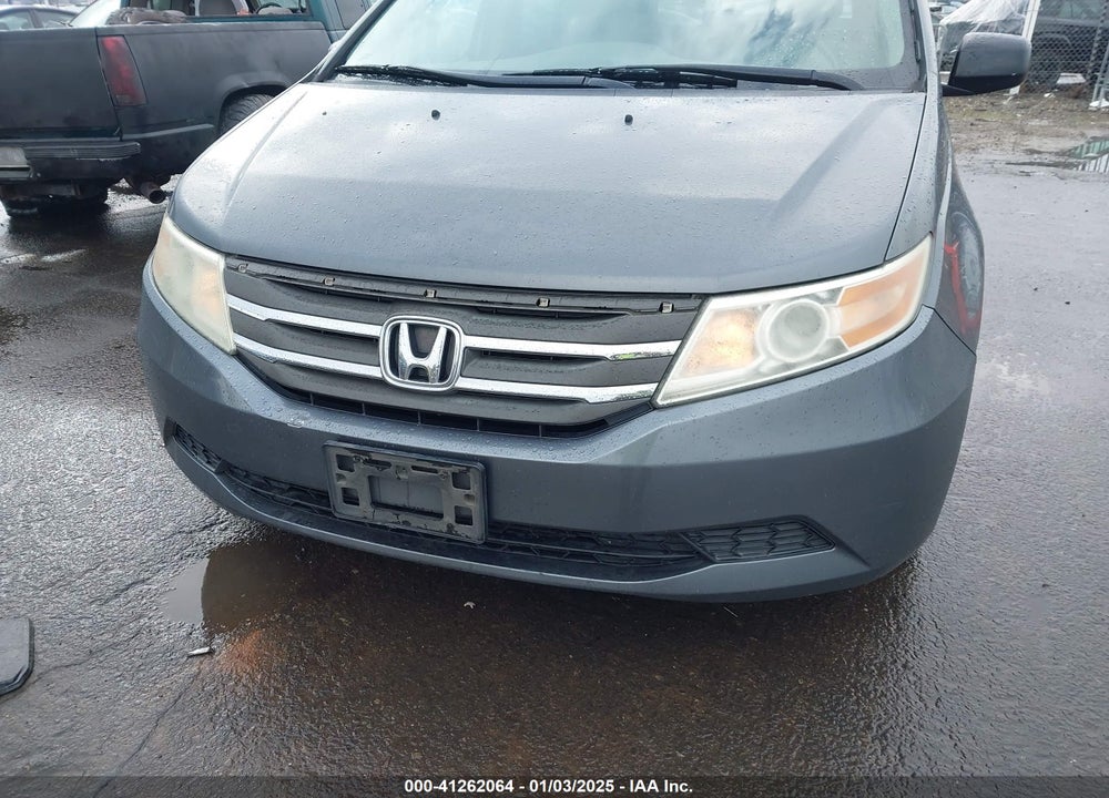 2011 HONDA ODYSSEY EX-L VIN: 5FNRL5H6XBB096342