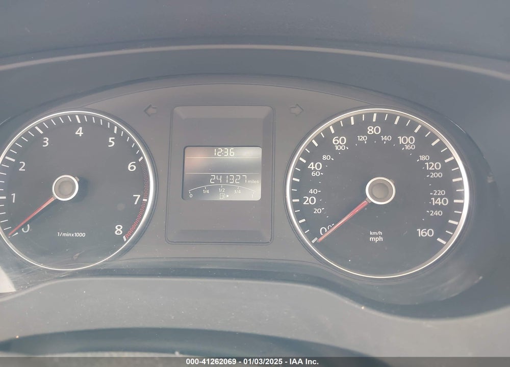 2013 VOLKSWAGEN JETTA VIN: 3VWDP7AJ7DM210432