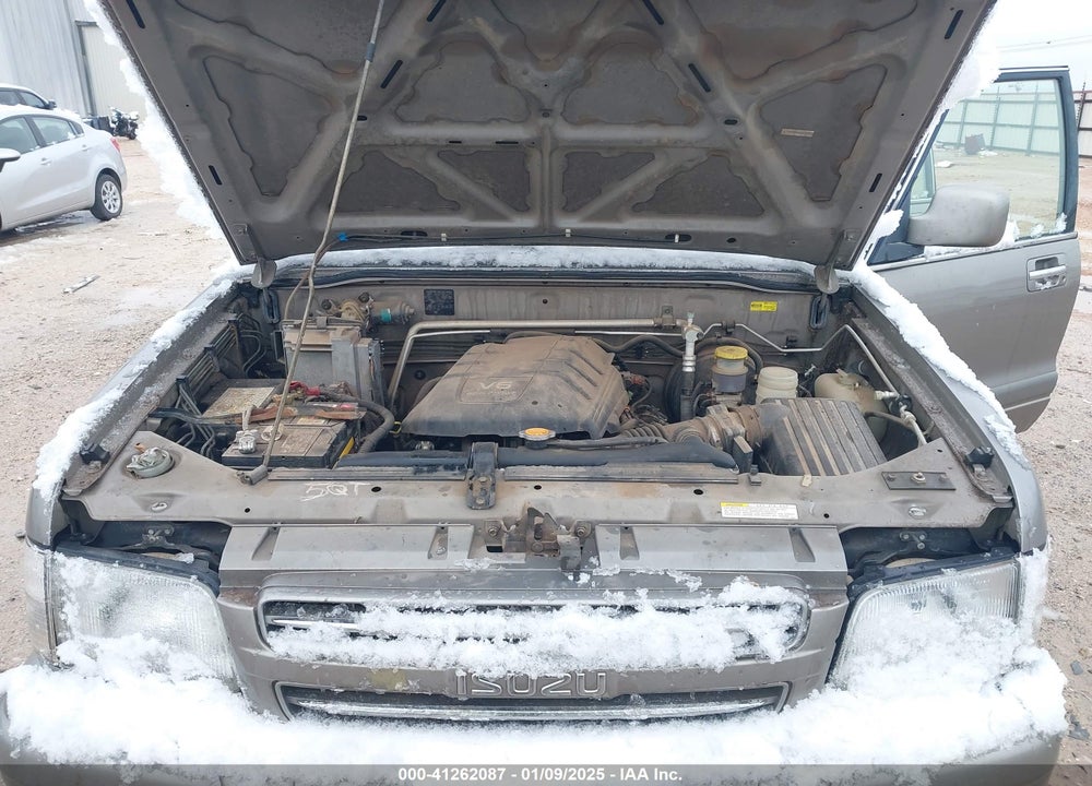 2002 ISUZU TROOPER LIMITED/LS/S VIN: JACDS58X827J11897