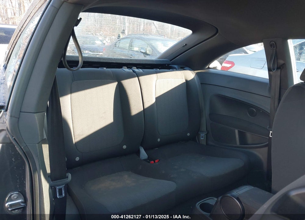 2013 VW BEETLE COUPE AUTOMAT VIN: 3VWFP7AT4DM669718
