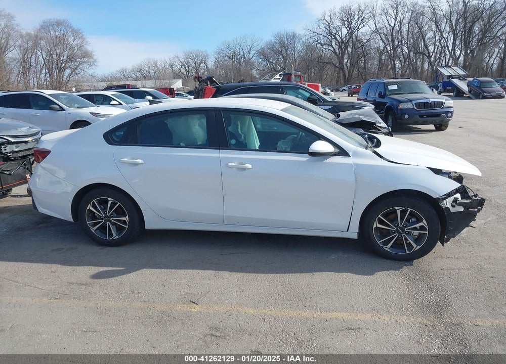 2024 KIA FORTE LXS VIN: 3KPF24AD9RE766536