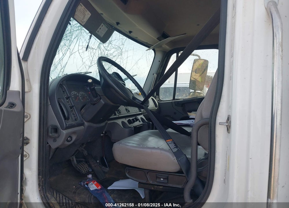2016 FREIGHTLINER M2 VIN: 1FVACWDT8GHHA5842