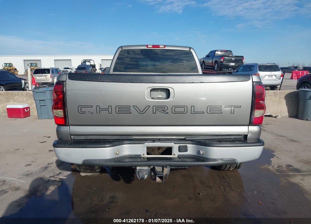 2006 CHEVROLET SILVERADO 2500HD WORK TRUCK VIN: 1GCHK24U86E251916